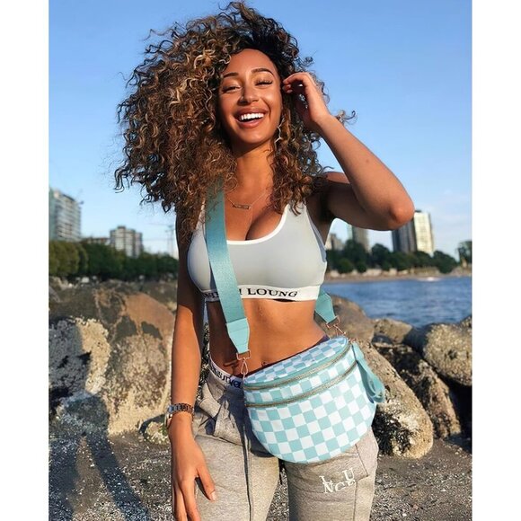 Women Ice-Blue Imported Polyester Checkered Crossbody Fanny Packs Belt Bum Bag - Picture 2 of 6